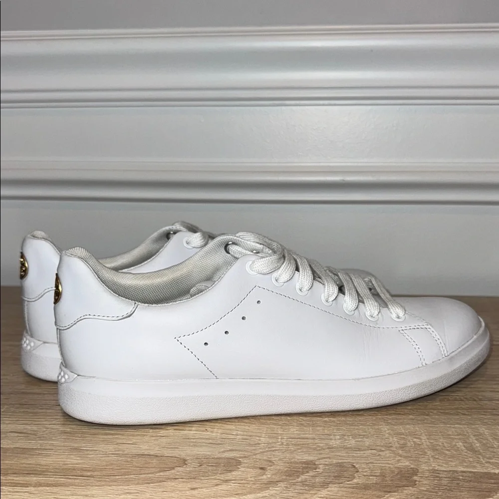 Tory Burch White “Howell Court” W DUST‎ BAG Athletic Shoes Sleek Design Sz 9 EUC